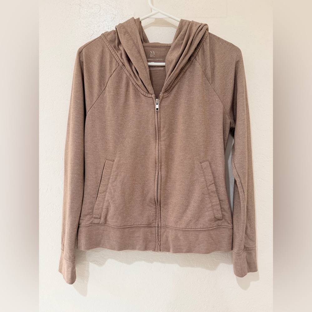 New York & Company Tan Zip-Up Sweater and Pants Jogger Set size XS
